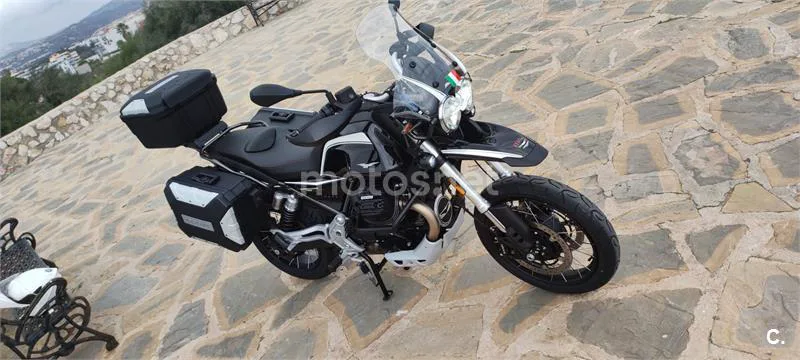 Moto Guzzi V 85 TT – Vista 3