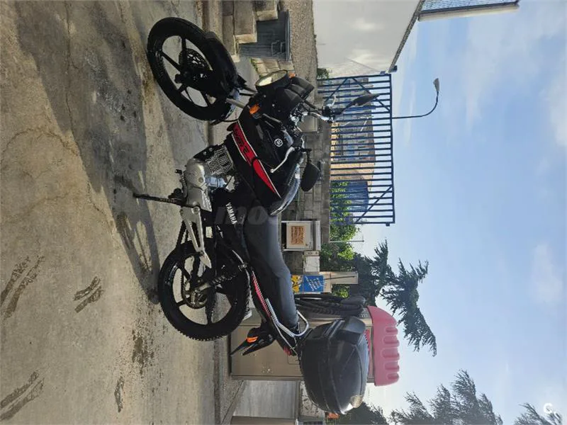 Yamaha YBR 125 – Vista 3