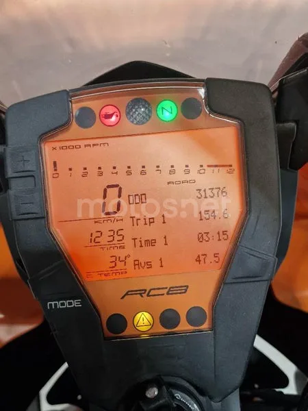 KTM RC8 1150 – Vista 10