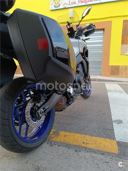 Yamaha Tracer 9 – Vista 5