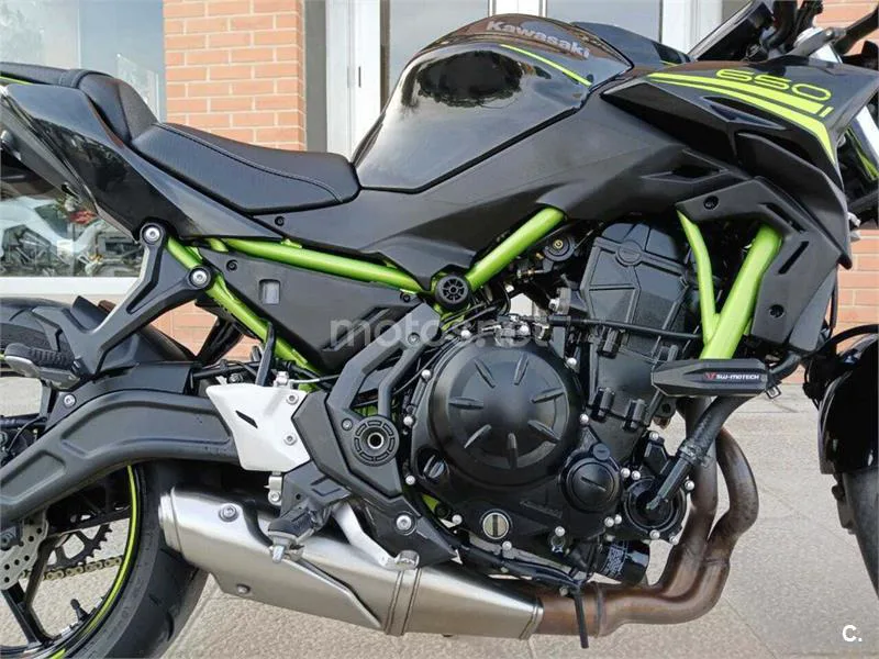 Kawasaki Z650 – Vista 4