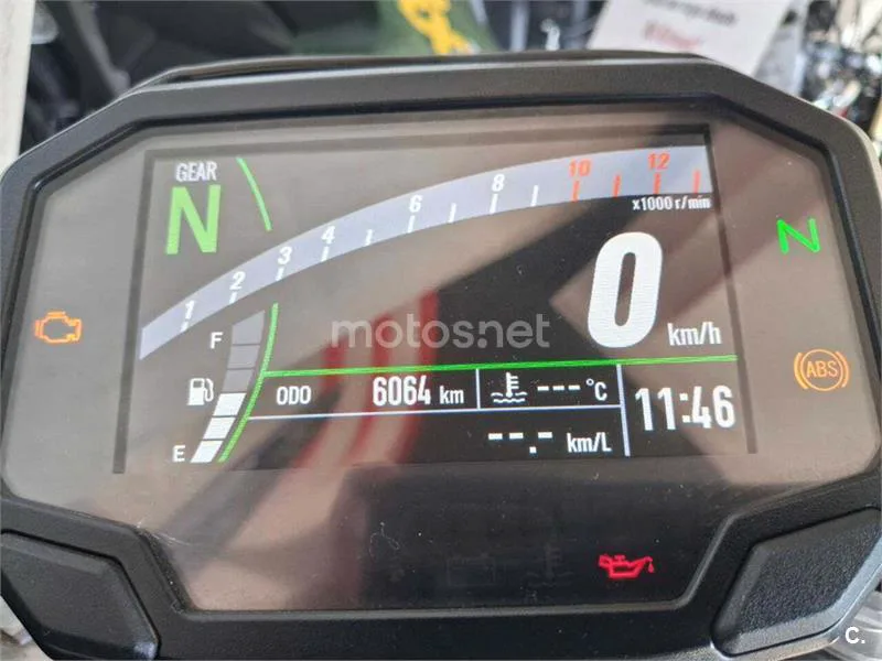 Kawasaki Z650 – Vista 6