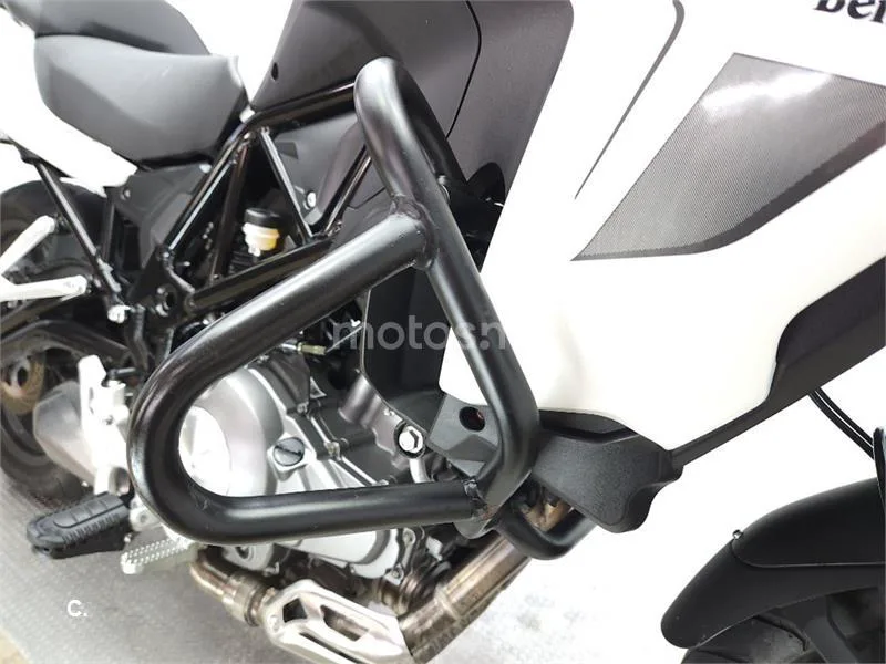 Benelli TRK 502 – Vista 16