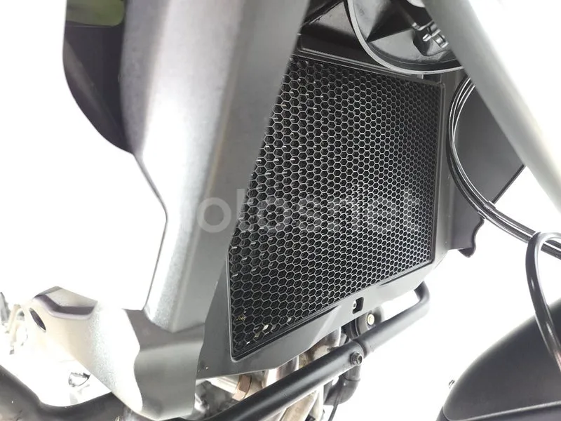 Benelli TRK 502 – Vista 17