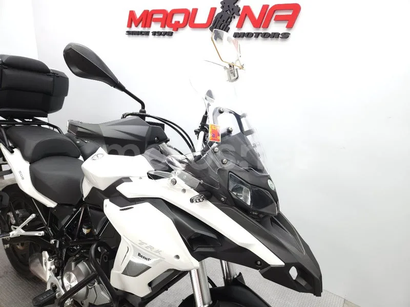 Benelli TRK 502 – Vista 3