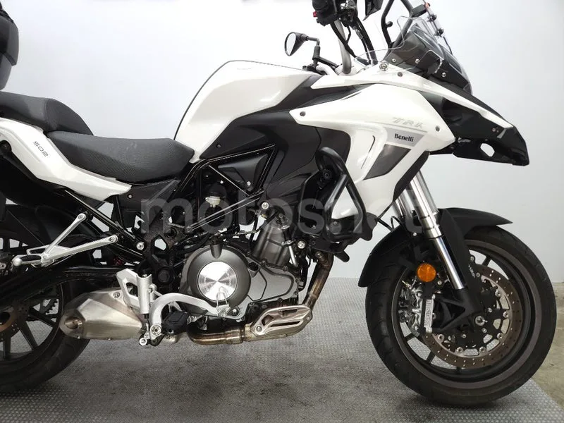 Benelli TRK 502 – Vista 6