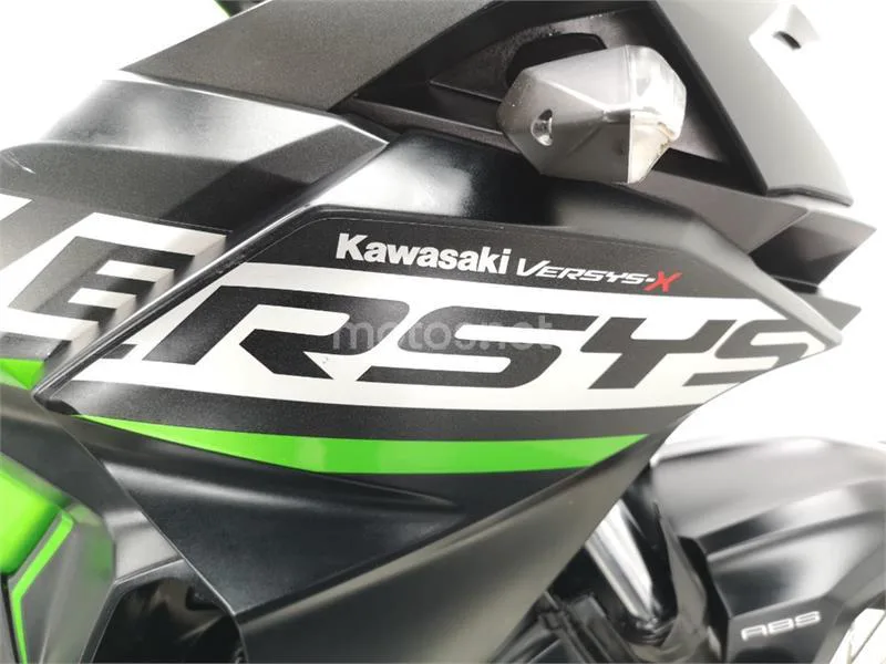 Kawasaki Versys-X 300 – Vista 13