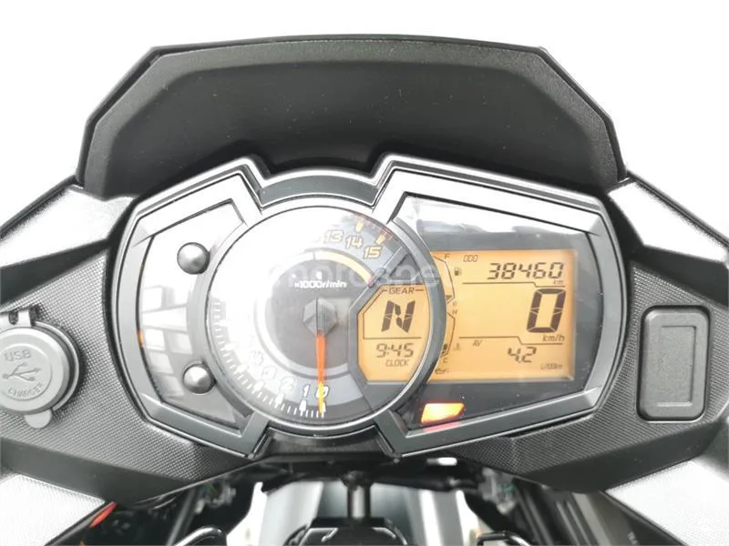 Kawasaki Versys-X 300 – Vista 10