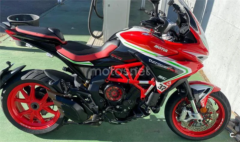 MV Agusta Turismo Veloce 800 – Vista 3