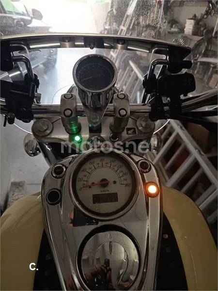 Honda VT 750 C Shadow – Vista 2