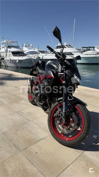 Kawasaki Z 900 – Vista 2