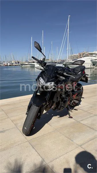 Kawasaki Z 900 – Vista 3