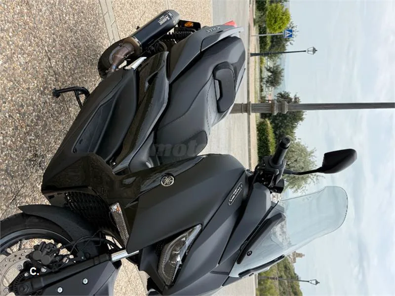 Yamaha XMAX 300 – Vista 3