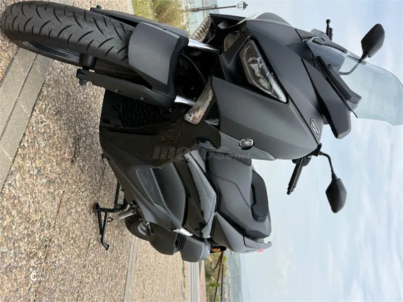 Yamaha XMAX 300 – Vista 5