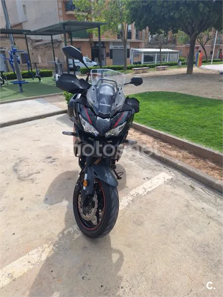 Kawasaki Versys – Vista 9