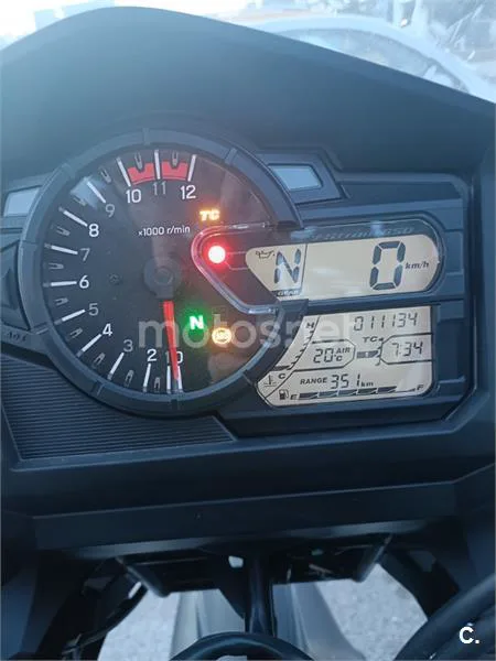 Suzuki V-Strom 650 XT – Vista 8