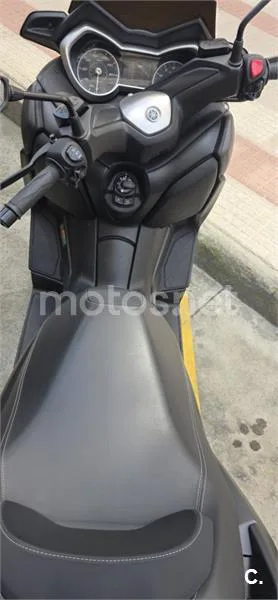 Yamaha XMAX 300 – Vista 6