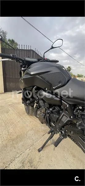 Yamaha MT-07 – Vista 3