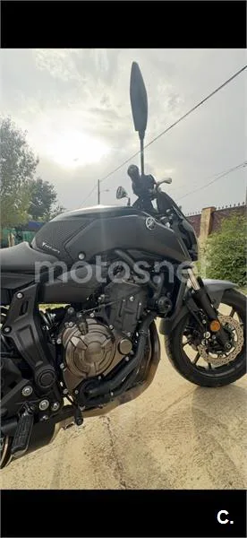 Yamaha MT-07 – Vista 4