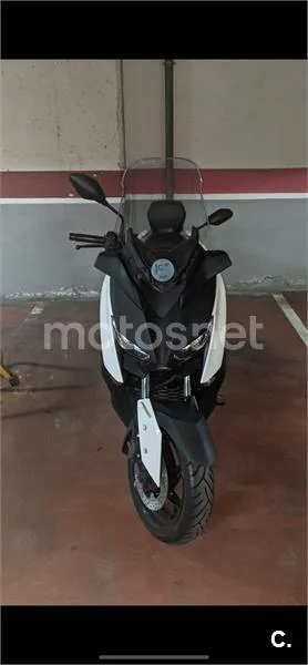 Yamaha XMAX 300 – Vista 7