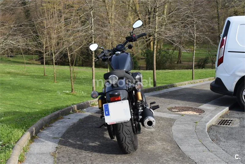 Yamaha XV 950R – Vista 2