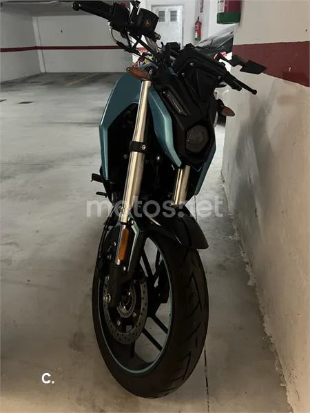 Voge 125 R – Vista 2