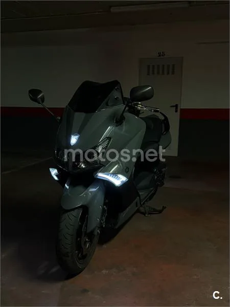 Yamaha TMAX 530 – Vista 3