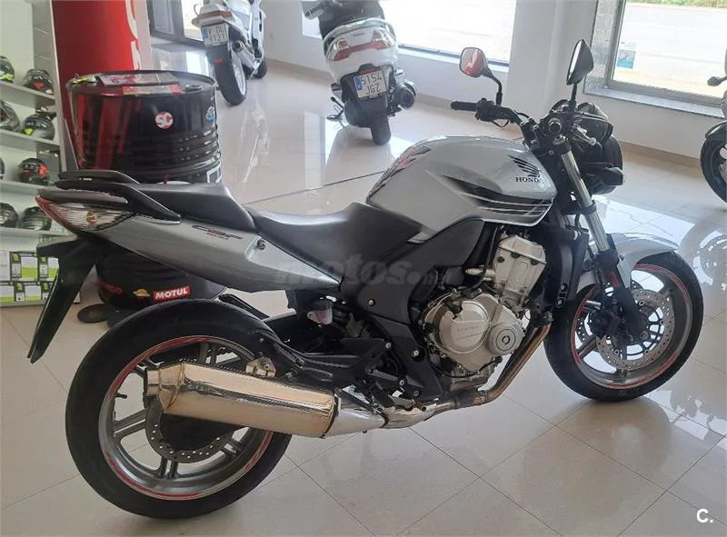 Honda CBF 600N – Vista 7