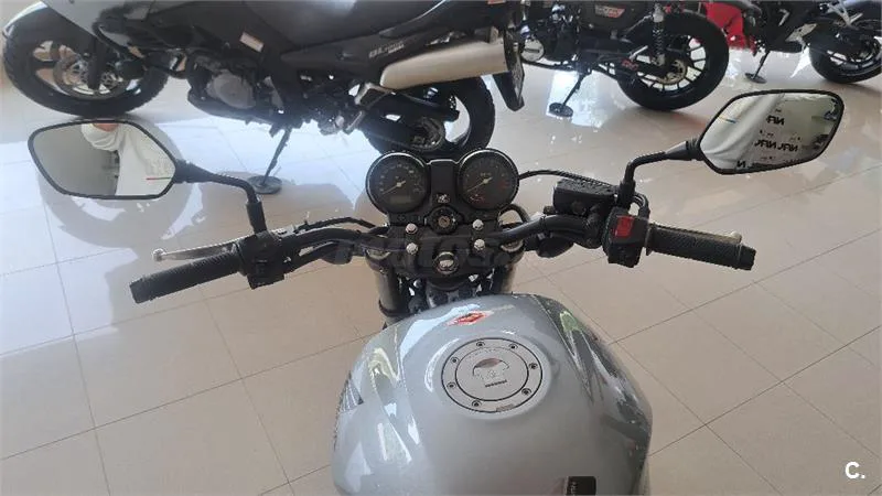 Honda CBF 600N – Vista 8