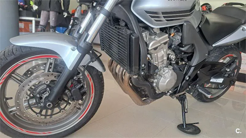 Honda CBF 600N – Vista 9