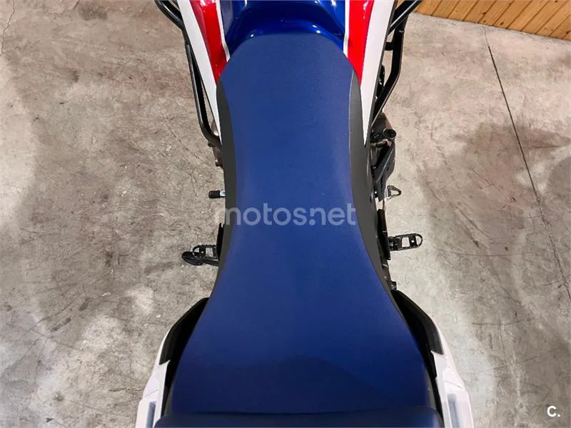 Honda CRF 1000L Africa Twin – Vista 14