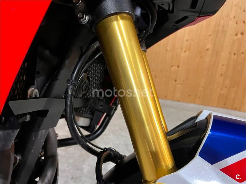 Honda CRF 1000L Africa Twin – Vista 32