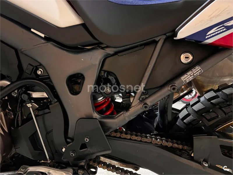 Honda CRF 1000L Africa Twin – Vista 65