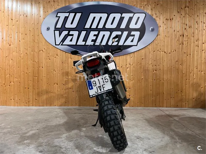 Honda CRF 1000L Africa Twin – Vista 8