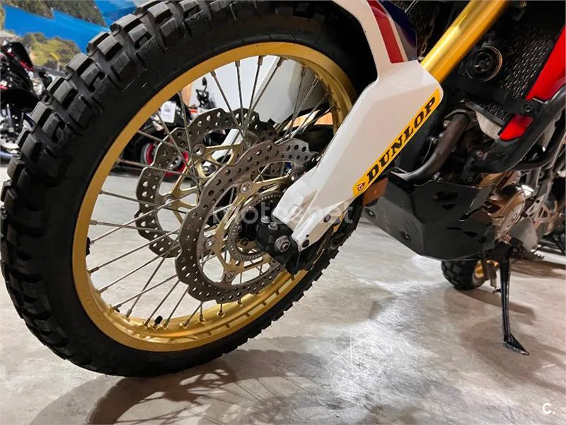 Honda CRF 1000L Africa Twin – Vista 77