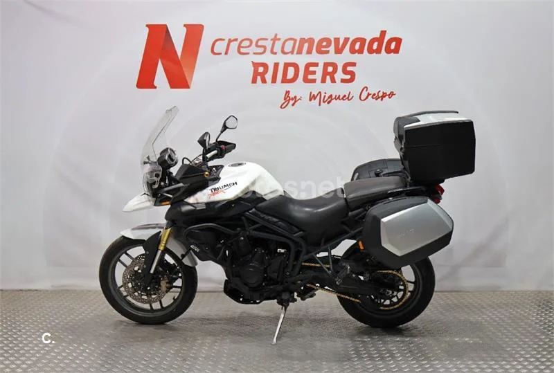 Triumph Tiger 800 – Vista 3