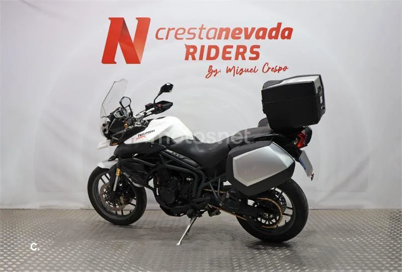 Triumph Tiger 800 – Vista 10