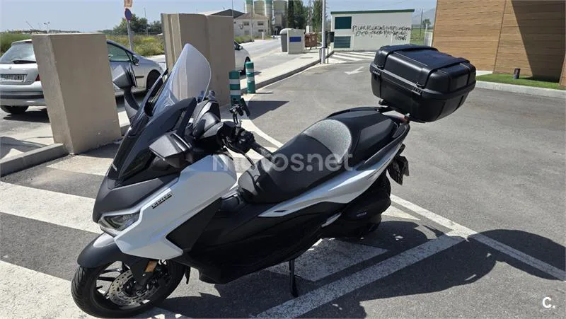 Honda Forza 125 – Vista 8