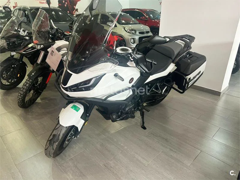 Honda NT1100 – Vista 3