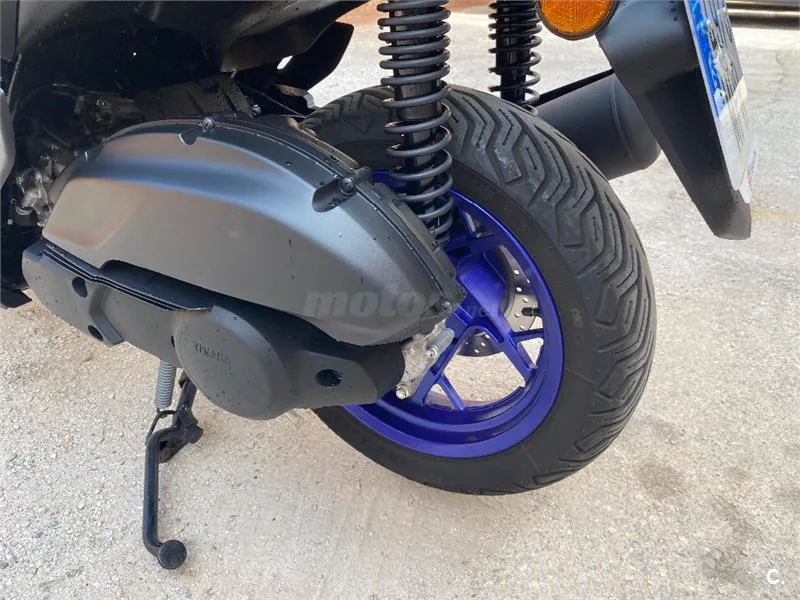 Yamaha XMAX 125 – Vista 7