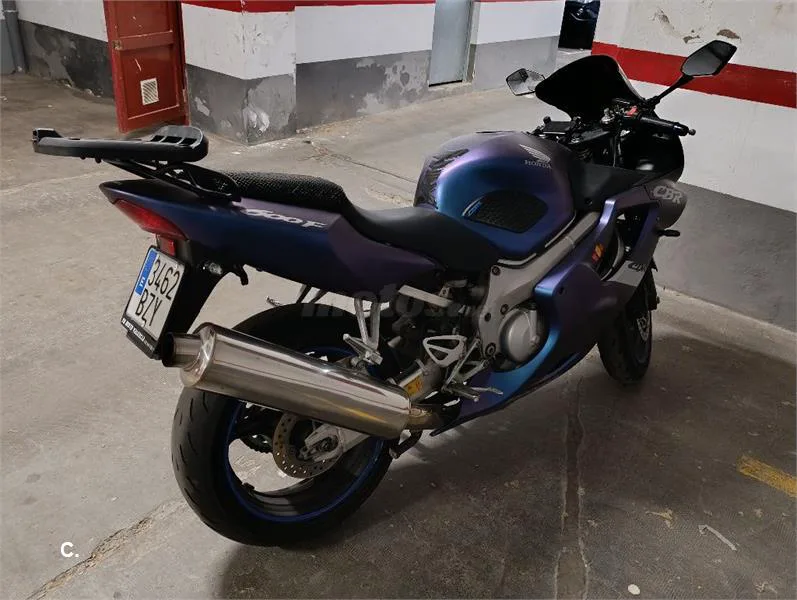 Honda CBR 600F – Vista 7