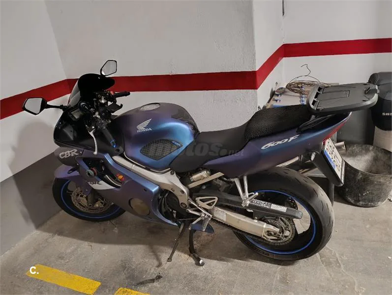 Honda CBR 600F – Vista 8