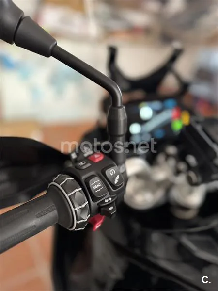 BMW F 900 XR – Vista 4