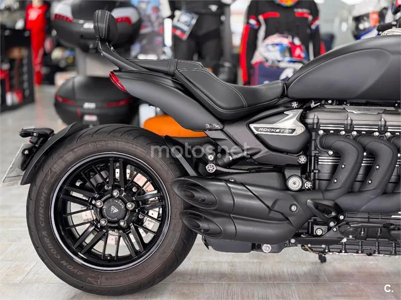 Triumph Rocket 3 – Vista 4