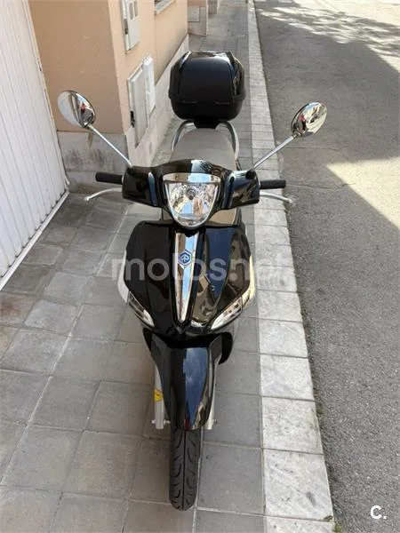 Piaggio Liberty 125 – Vista 9