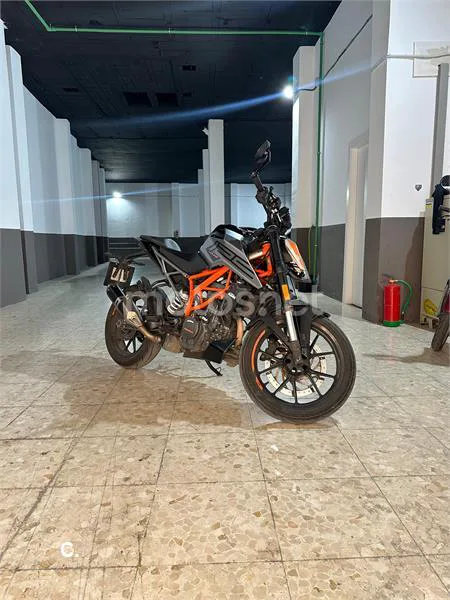 KTM 125 – Vista 4