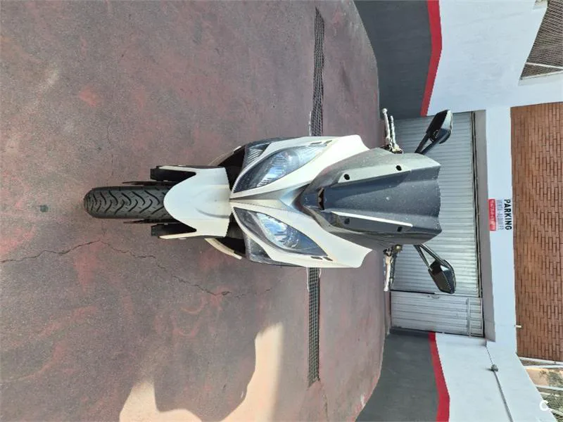 Kymco Xciting 400i – Vista 3