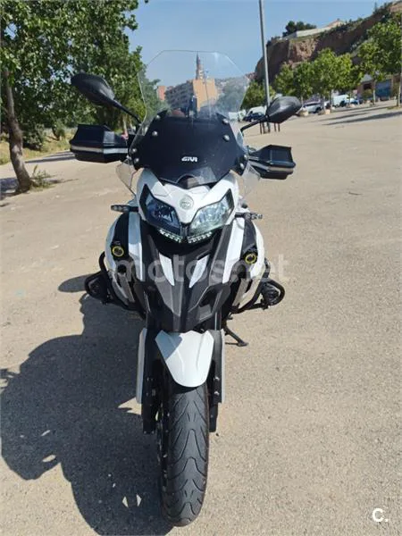 Benelli TRK 502 – Vista 3