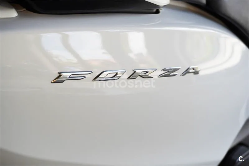 Honda Forza 300 – Vista 5