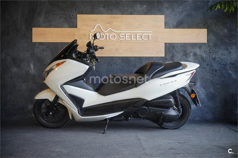 Honda Forza 300 – Vista 10